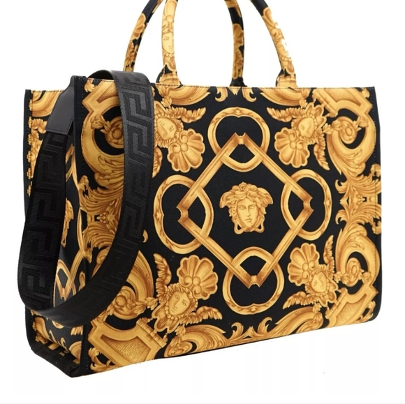 🔴Sold on M*****i🔴Versace La Medusa Tote - Picture 2 of 5